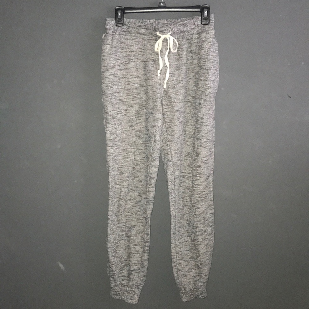 Easel joggers